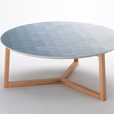 Table basse ASTYLE 98 avec plateau en céramique Wave 3.5 socles bleus et bois.