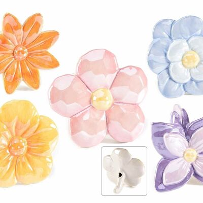Dekorative Blumen aus glänzender, perlmuttfarbener Keramik zum Hinstellen