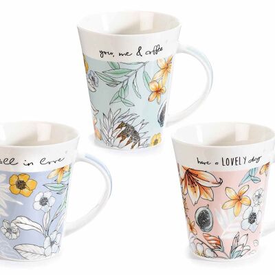 Porcelain mugs decorated with flowers and writings