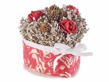 Vases en forme de cœur avec roses artificielles, fleurs scintillantes et ruban décoratif