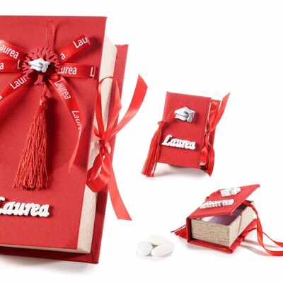Book-shaped graduation favor boxes in a set of 12 pieces