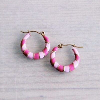 Stainless steel colored hoop earring 20mm – light pink/hot pink
