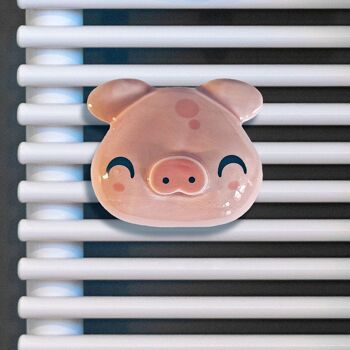 Cintre cochon rose pour radiateurs et sèche-serviettes 1
