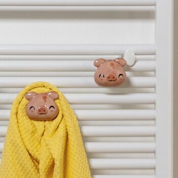 Cintre cochon rose pour radiateurs et sèche-serviettes 4