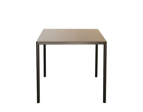 OX35 tavolo in metallo per outdoor.
