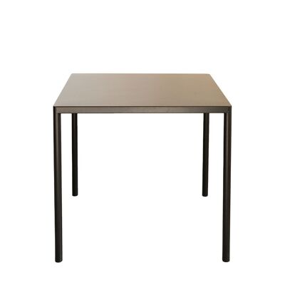 Table en métal OX35 pour l'extérieur.