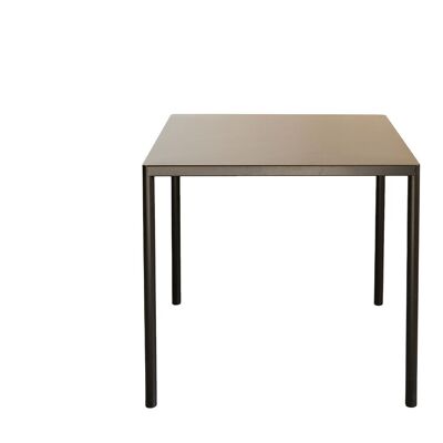 OX35 tavolo in metallo per outdoor.