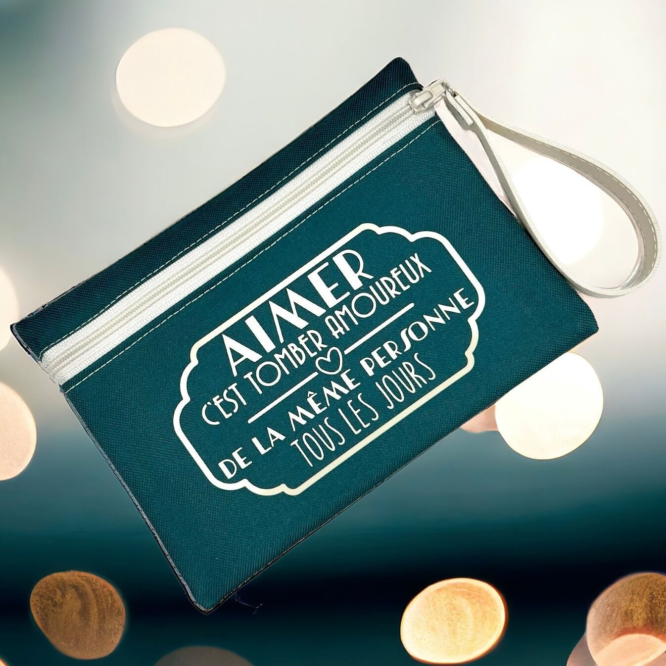 Pochette M, “Amare è innamorarsi ogni giorno della stessa persona” Brooklyn jade