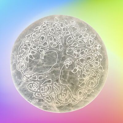 Tree of life in Selenite simple engraving, calming stone diameter 100 mm