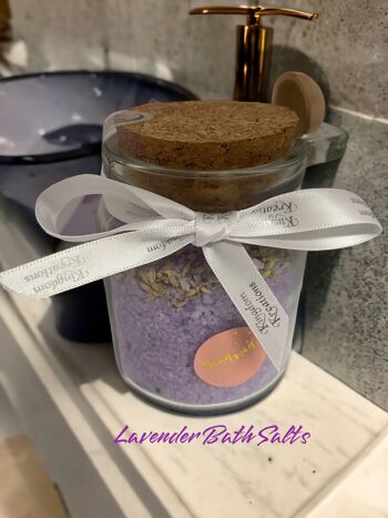 Sels de bain naturels parfum lavande dans un pot en verre avec cuillère (225gr) 2