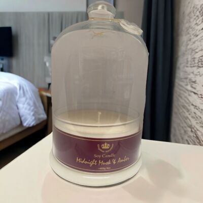 Midnight Musk and Amber Soy Candle (400gr Net) in a beautiful glass jar
