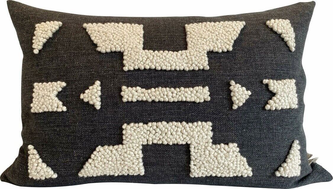 Punch Needle Kissenbezug – Ndebele-Muster 1 Anthrazit (60 cm x 40 cm)