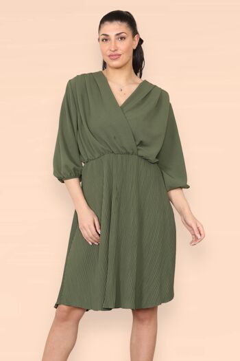 Robe midi plissée croisée 11