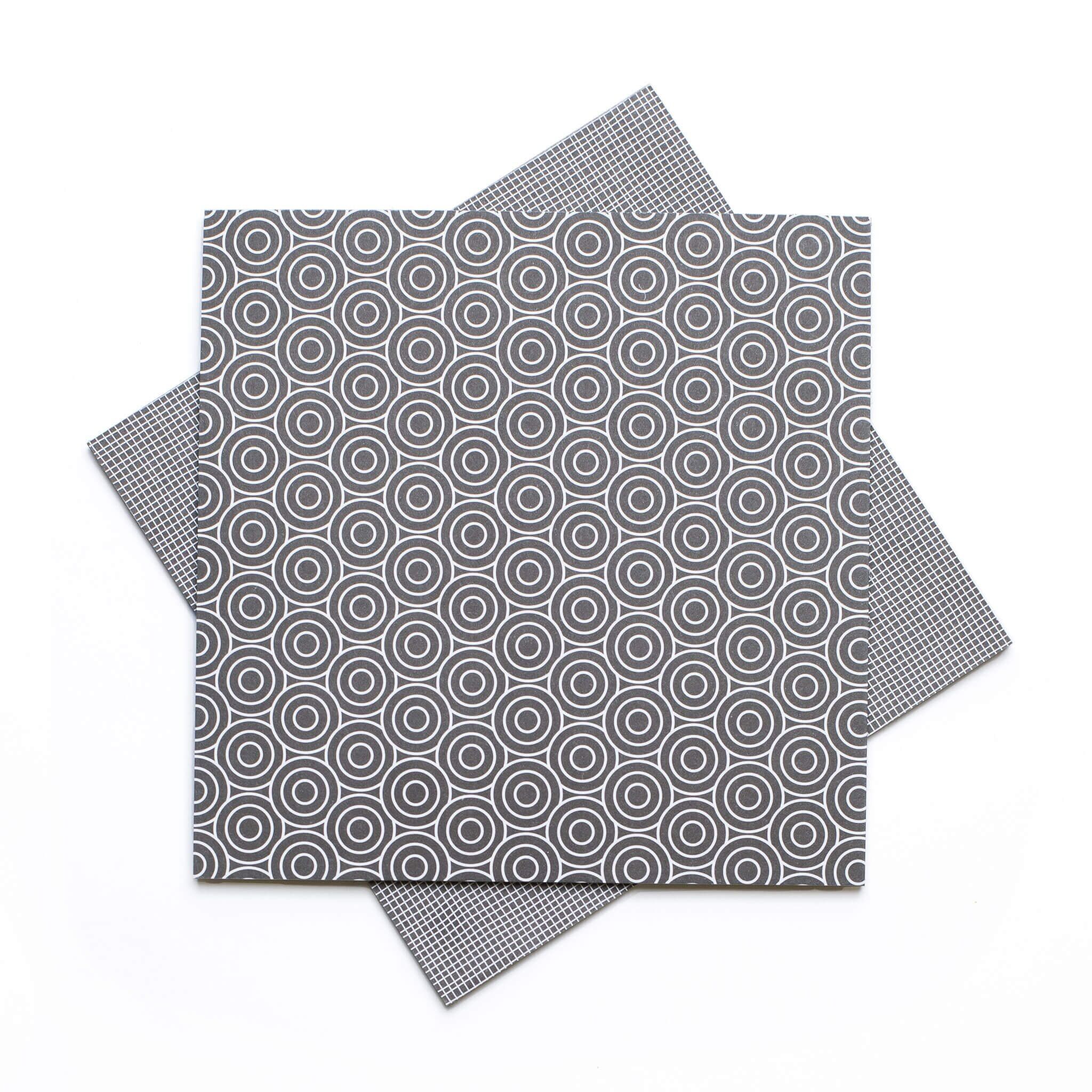 Papier origami noir et blanc pour loisirs cr atifs papier scrapbooking noir recto verso motif cercles et filets 25 feuilles papier recycl 15x15