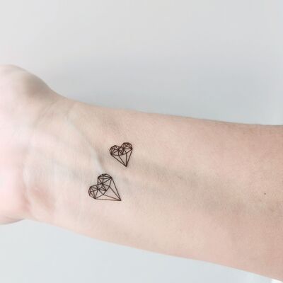Diamond shaped hearts temporary tattoo (set of 8)