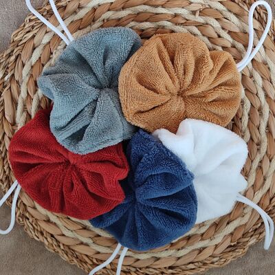 Assortment of Washable Reusable Shower Flower