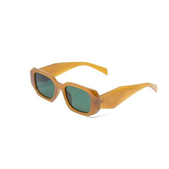 CAROTTE ROBERTS. Des lunettes de soleil 2