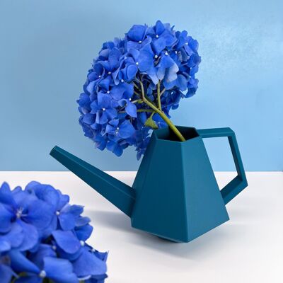 Designer watering can - perfect as a watering can for houseplants and potted flowers for your home - with perfect water jet