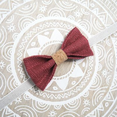 Bow tie in burgundy burlap and cork