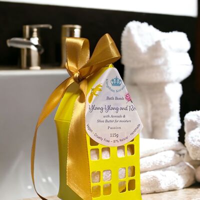 Bombe de bain naturelle - se compose de 1 grande bombe de bain Ylang Ylang & Rose