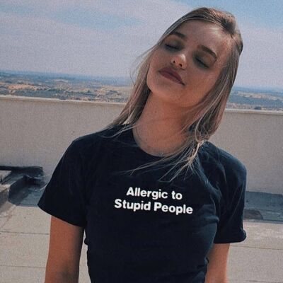 Crop Top "Allergic to stupid people"__S