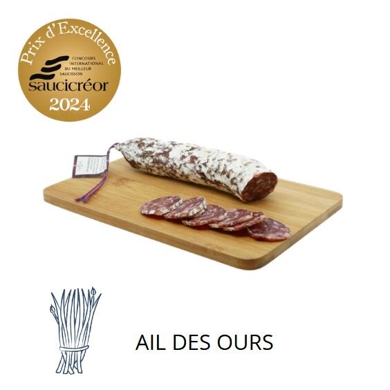 Sausage made in Auvergne with wild garlic