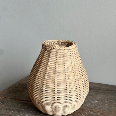 Kleine Vase aus Sisi-Rattan