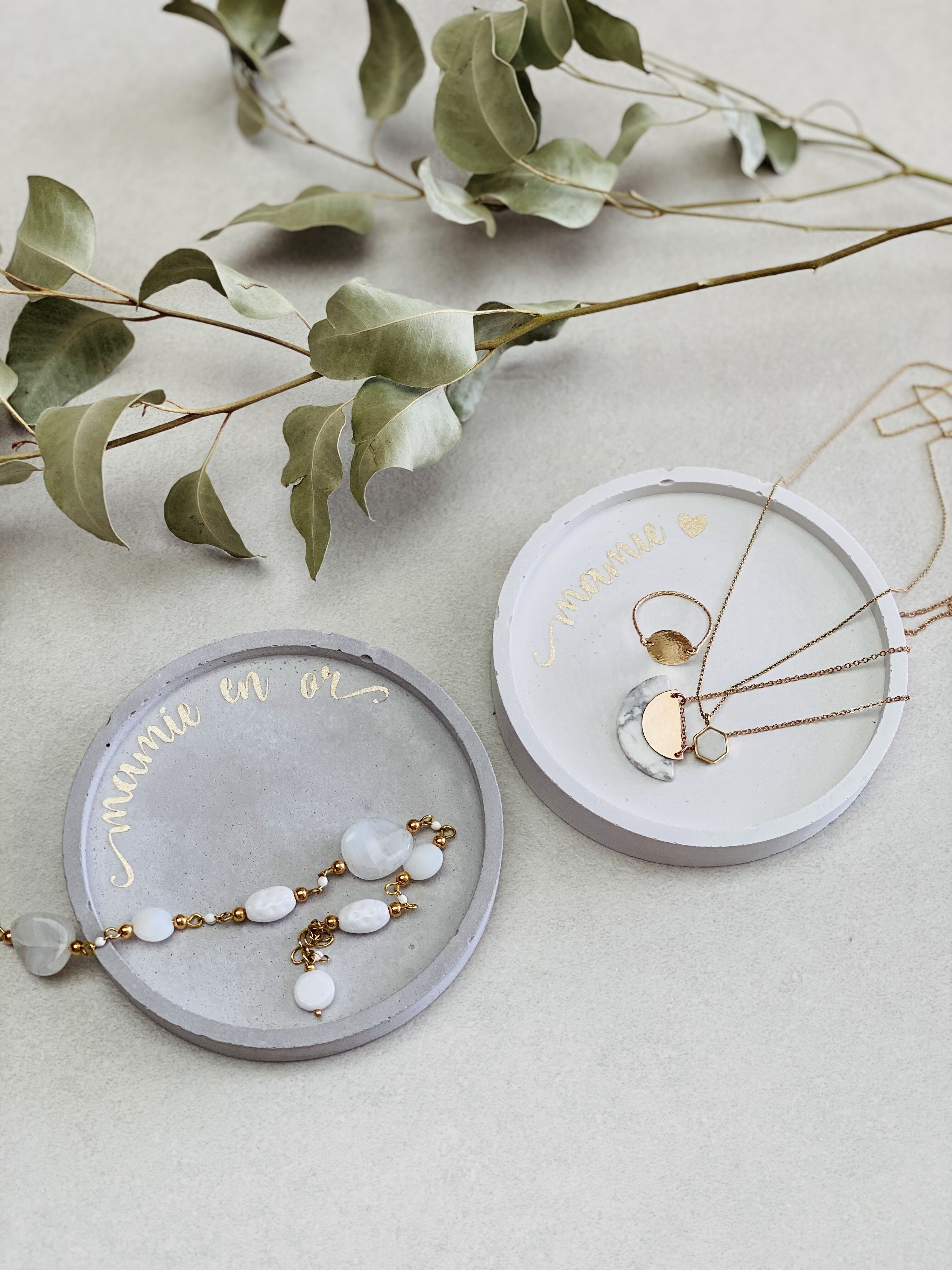 Fête des Grand-Mères : Plateau Bijoux - Mamie en Or