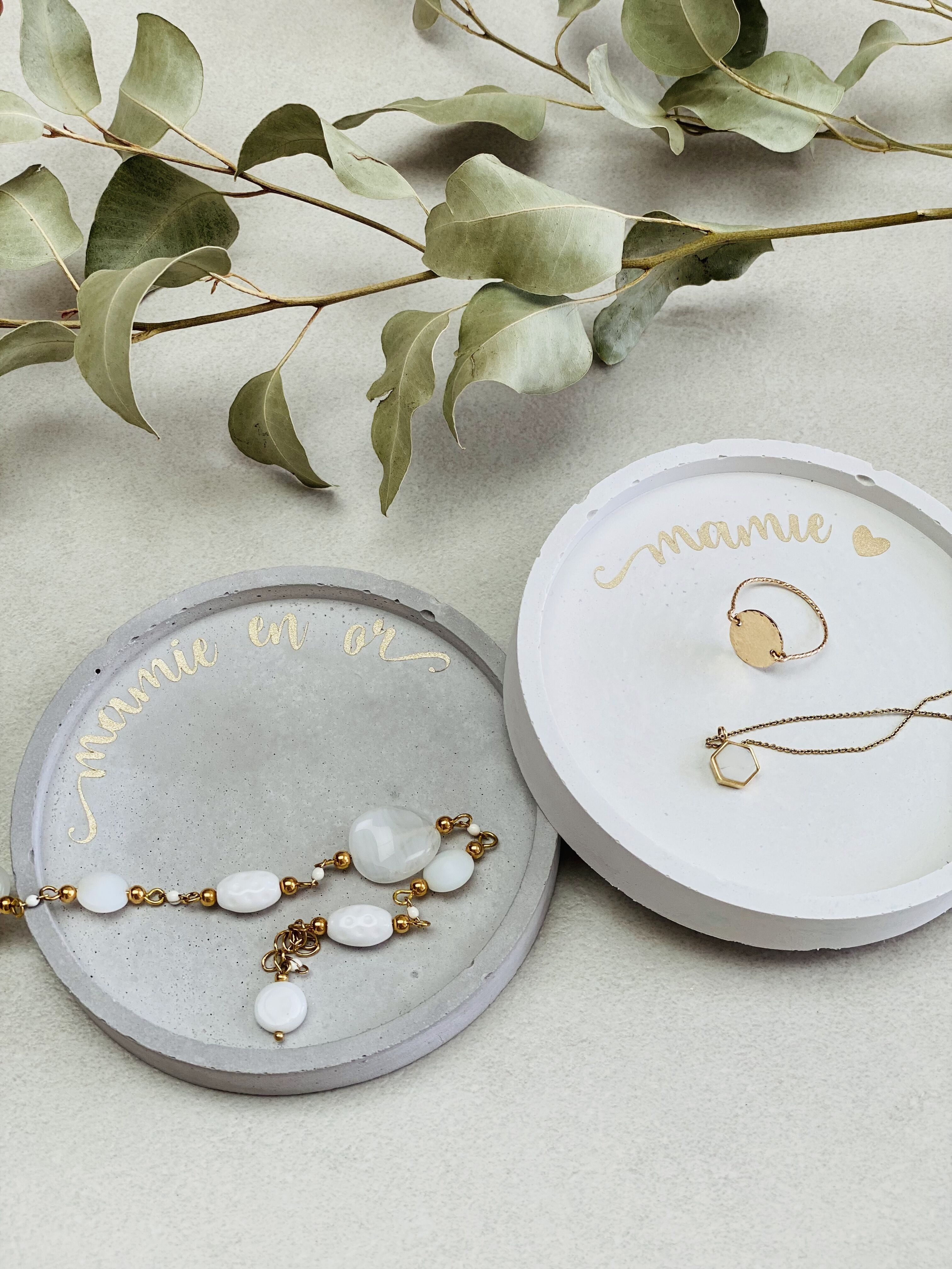 Fête des Grand-Mères : Plateau Bijoux - Mamie en Or