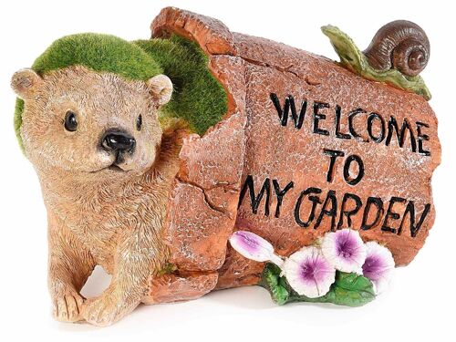 Decorazione da giardino con riccio che sbuca da tronchetto in resina ed erba artificiale ''Welcome to my garden''