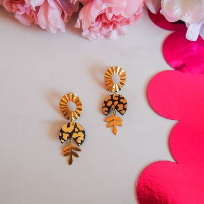 Little flower leopard black leather earrings