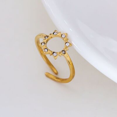 Golden sun ring with rhinestones