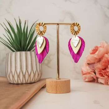 Boucles d'oreilles en cuir rose plumes 3