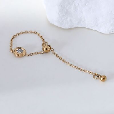 Round rhinestone gold chain ring