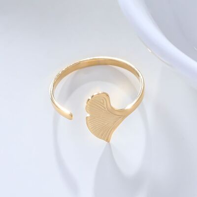 Golden ginkgo front opening ring