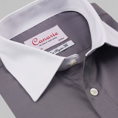 Formales Herrenhemd aus Twill in Grau und Weiß mit Doppelmanschette, leicht zu bügeln