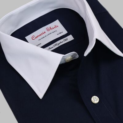 Camisa de sarga azul marino y blanca para hombre, ajuste regular, puños dobles