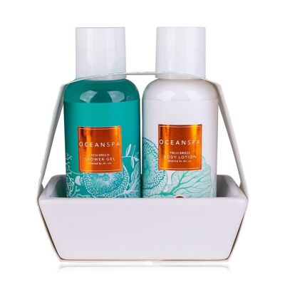 OCEAN SPA shower set on ceramic bowls with shower gel and body lotion