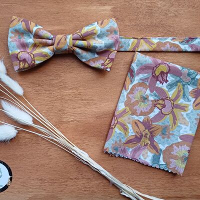 Men's bow tie with its matching pocket