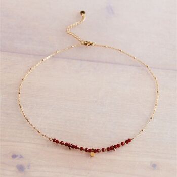 Chaîne fine en acier inoxydable avec mini facettes et perles – rouge cerise/or 2