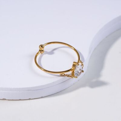 Gold rhinestone ring with chain