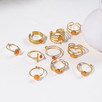 Set mit 10 Ringen mit orangefarbenen Steinen