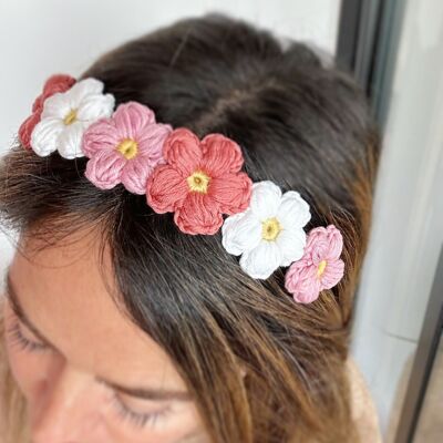 Beginner crochet kit - Flower crown tiara