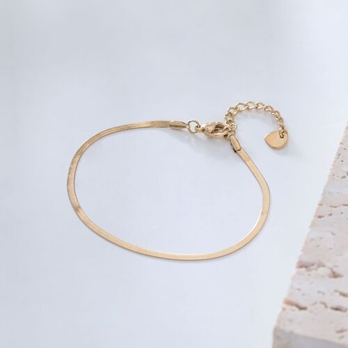Bracelet chaîne plate dorée fine