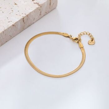Bracelet chaîne plate dorée 1