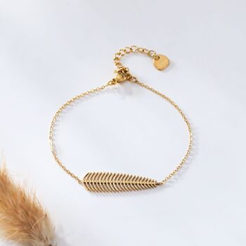Bracelet chaîne dorée plume 1