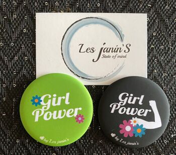 2 Magnets Diamètre 56mm  Girls Power Funs et colorés