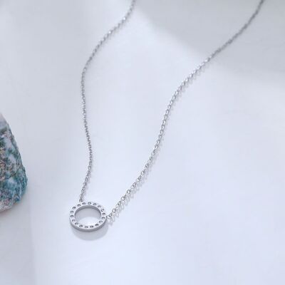 Silver circle chain necklace