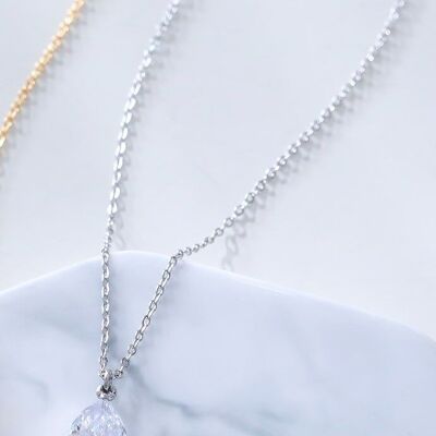 Silver chain necklace with drop pendant