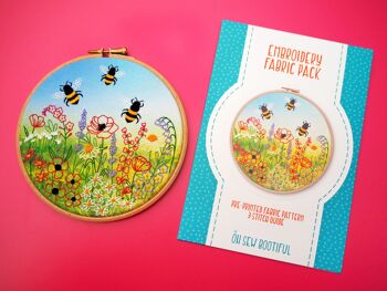 Pack de tissus à motifs de broderie d'abeilles et de prairies de fleurs sauvages 1